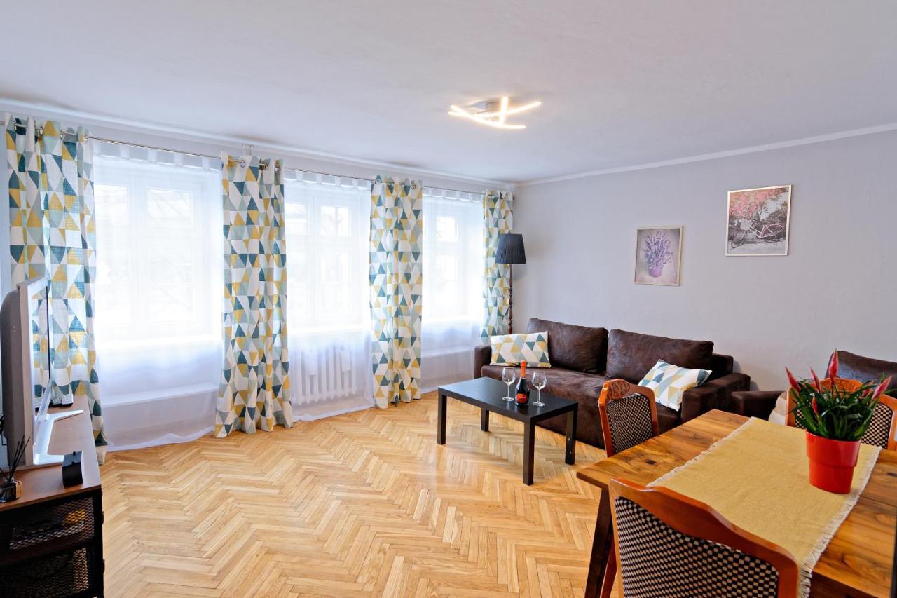 Апартаменты Apartament Pod Krasnalem Wroclovkiem Вроцлав Экстерьер фото